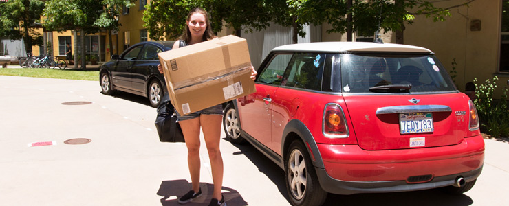 Student moving onto campus